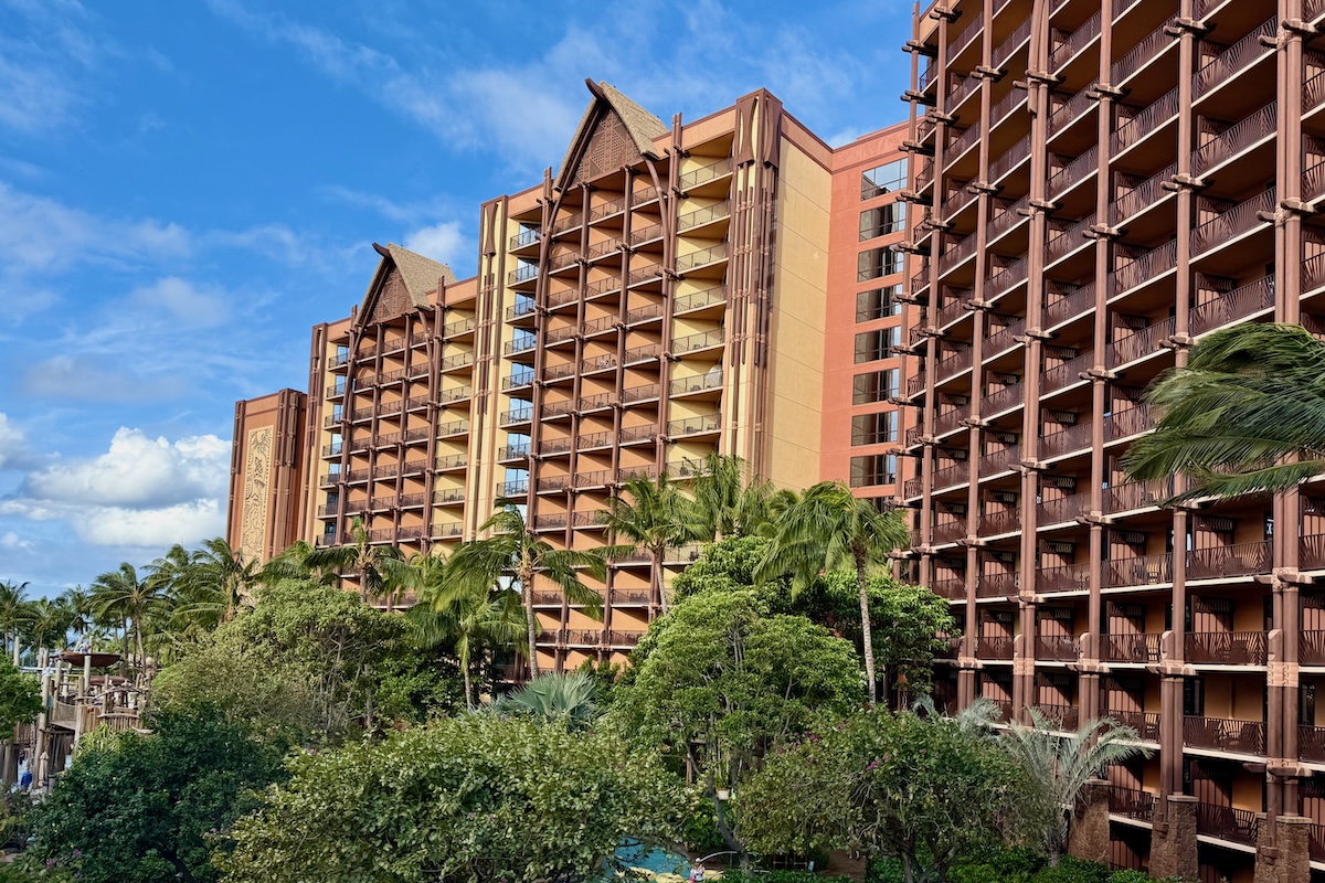 Disney Aulani Exterior Grounds 6