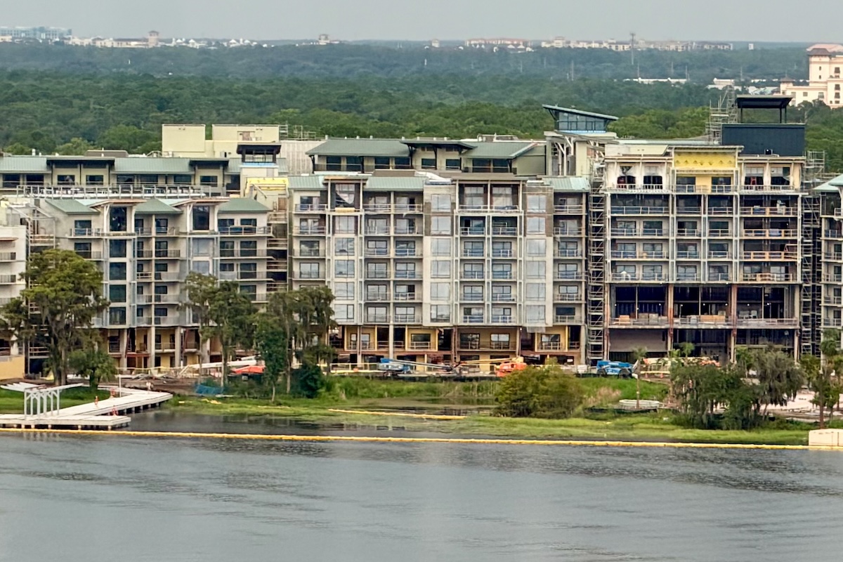Disney Lakeshore Lodge Construction 20260728c